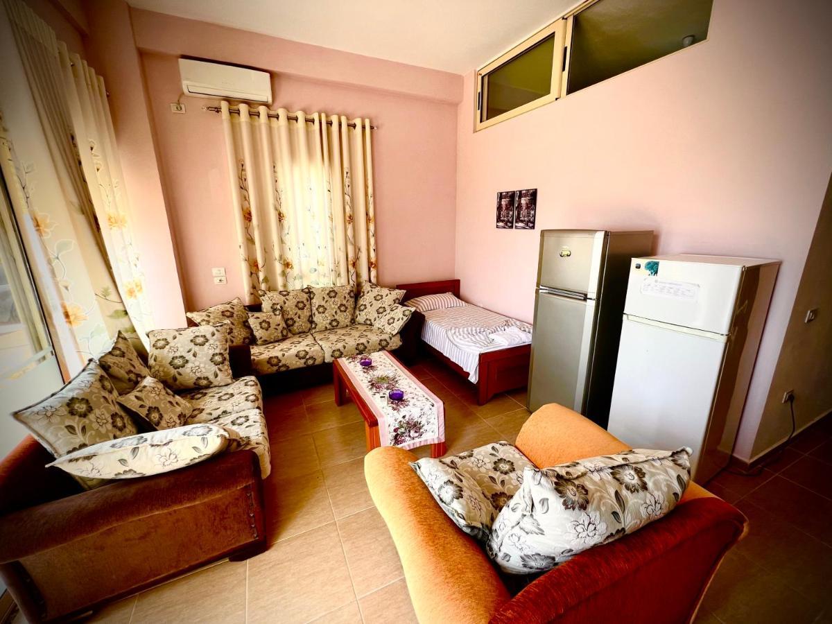 Sana Apartment Саранде Екстериор снимка