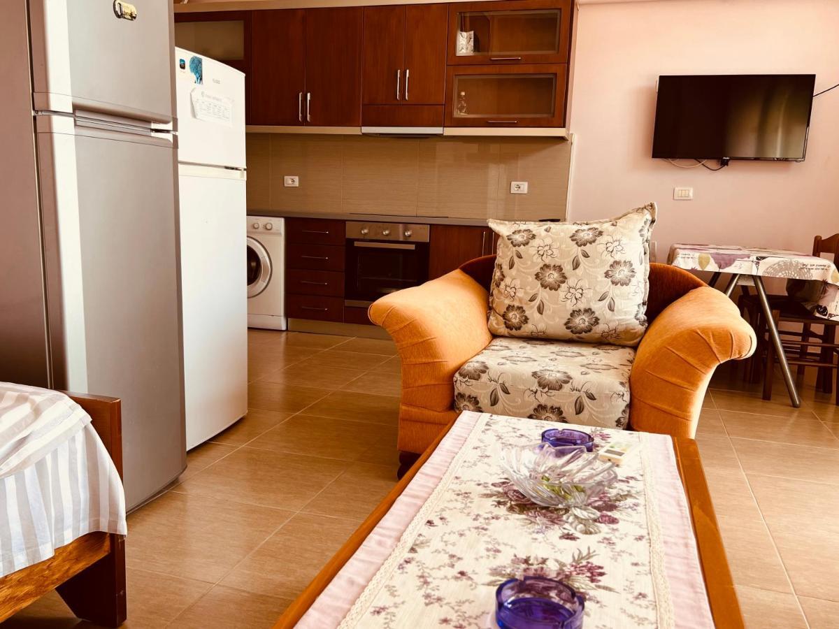 Sana Apartment Саранде Екстериор снимка
